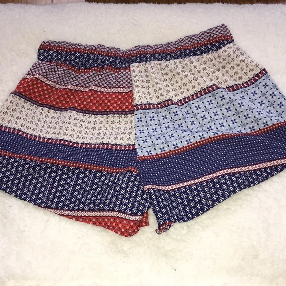 Lovely day Aztec shorts lounge/bed/everyday shorts bandanna western flowy small - Picture 7 of 7
